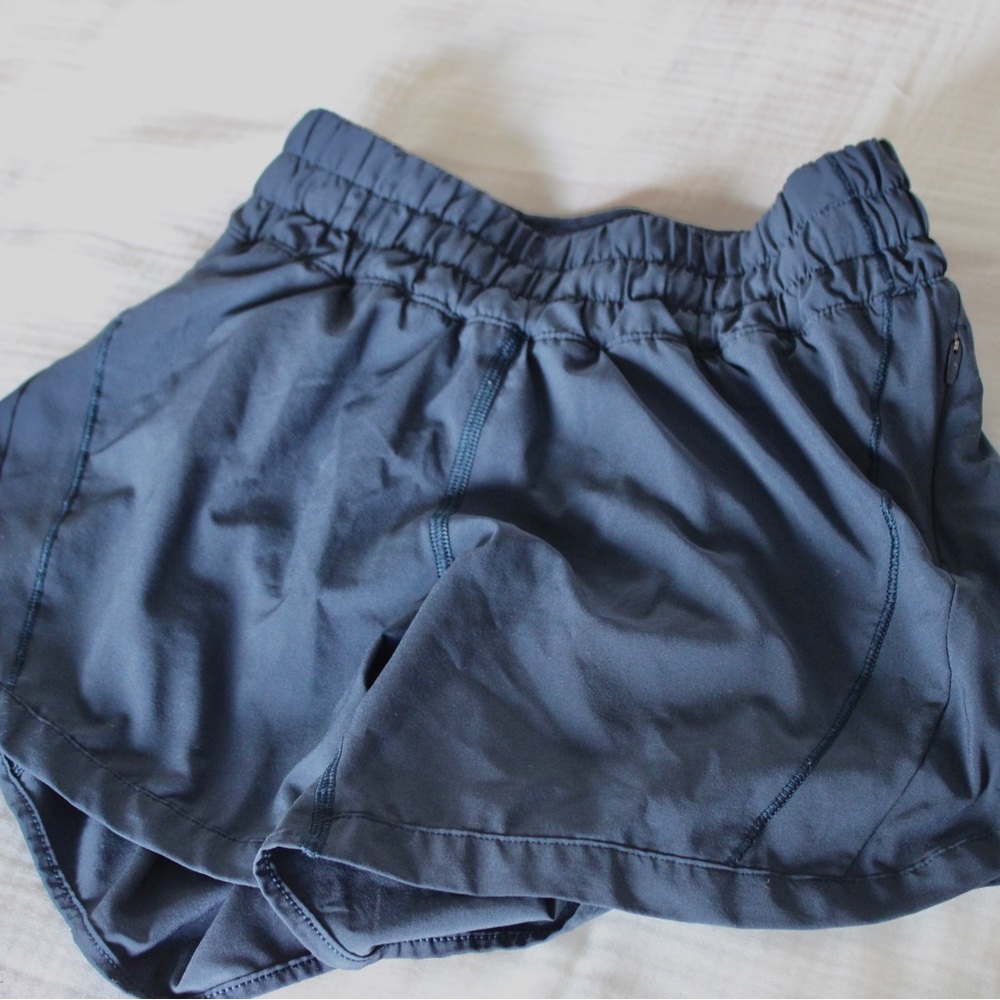 lululemon track that high-rise lined short 3” true navy RETAIL:$68